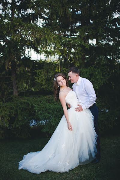 Fotógrafo de casamento Ilya Popenko (ilya791). Foto de 12 de outubro 2016