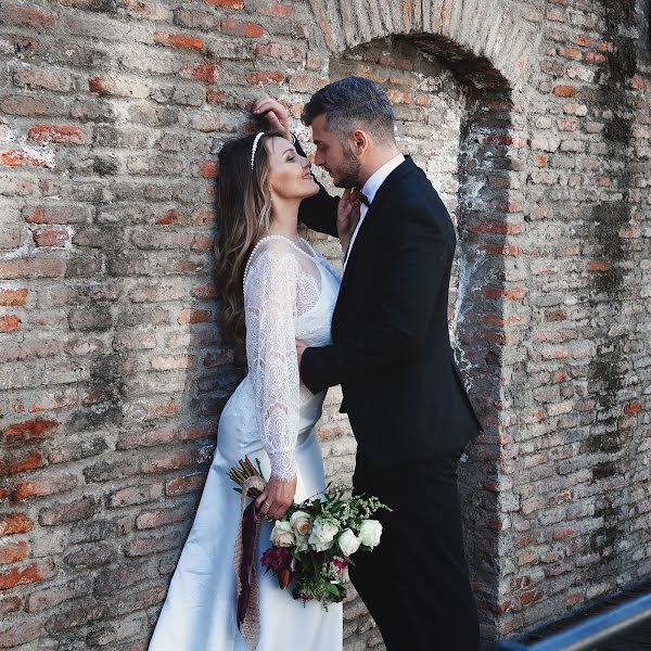 Fotógrafo de bodas Olga Tkachenko (tkachenkooly). Foto del 7 de septiembre 2019