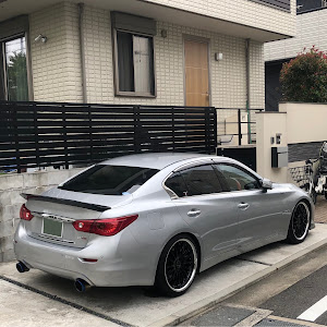 スカイライン HV37