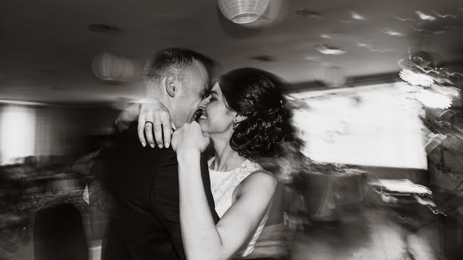 शादी का फोटोग्राफर Aleksandr Gulko (alexgulko)। जून 17 2017 का फोटो