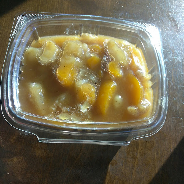 Gluten free vegan peach cobbler