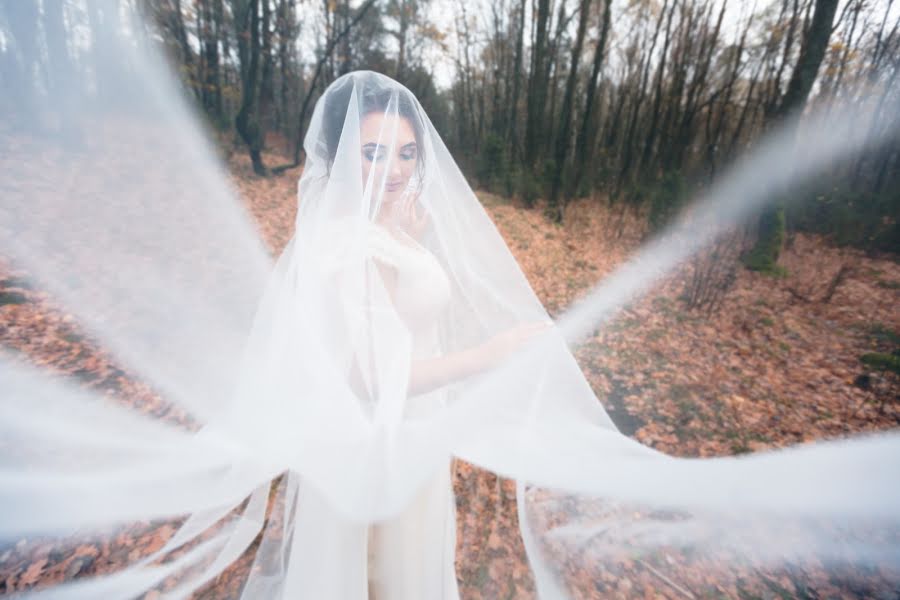 Fotógrafo de casamento Ivan Mischuk (77miv77). Foto de 15 de novembro 2018