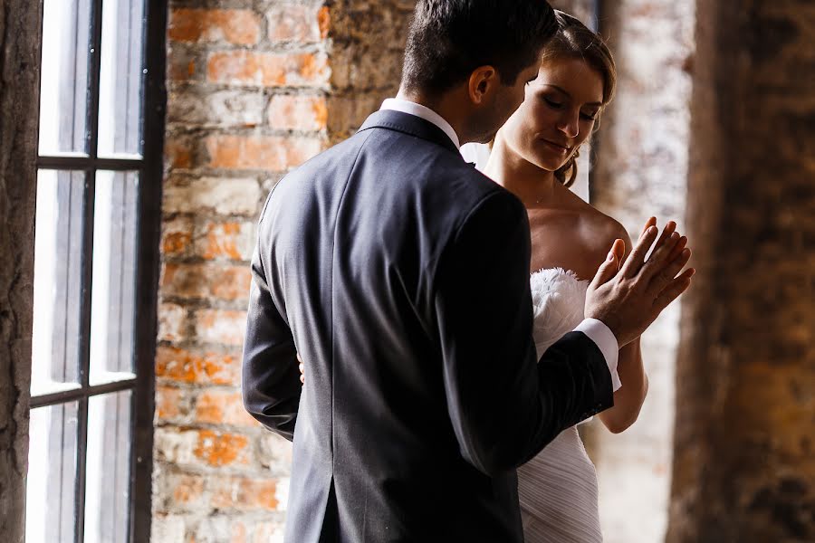 Fotografo di matrimoni Elena Zaschitina (photolenza). Foto del 13 maggio 2015