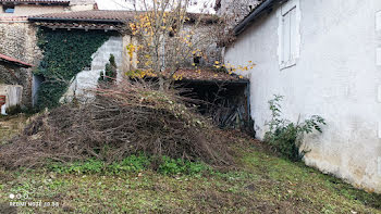 maison à La Chapelle-Montmoreau (24)