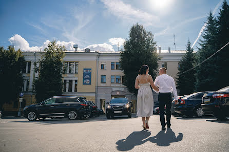 Wedding photographer Angelina Kameneva (kamenevy-art). Photo of 1 May 2020
