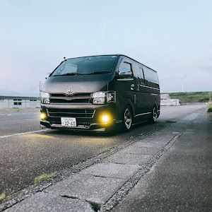 ハイエースバン