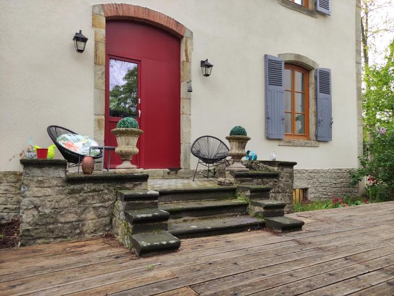 Vente maison 10 pièces 296 m² à Lezoux (63190), 550 000 €