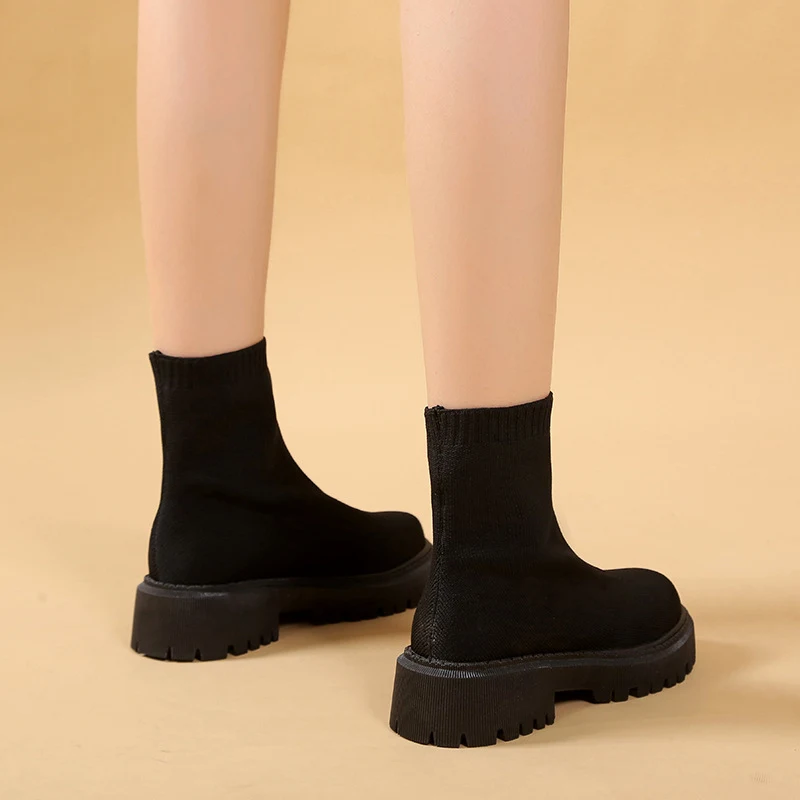Botas Martin de Talla Grande con Punta Redonda para Mujer Comodidad y Estilo Duradero Ideales para Uso Diario y Cualquier Aventura Urbana