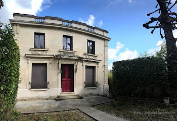 maison à Villeneuve-sur-Yonne (89)