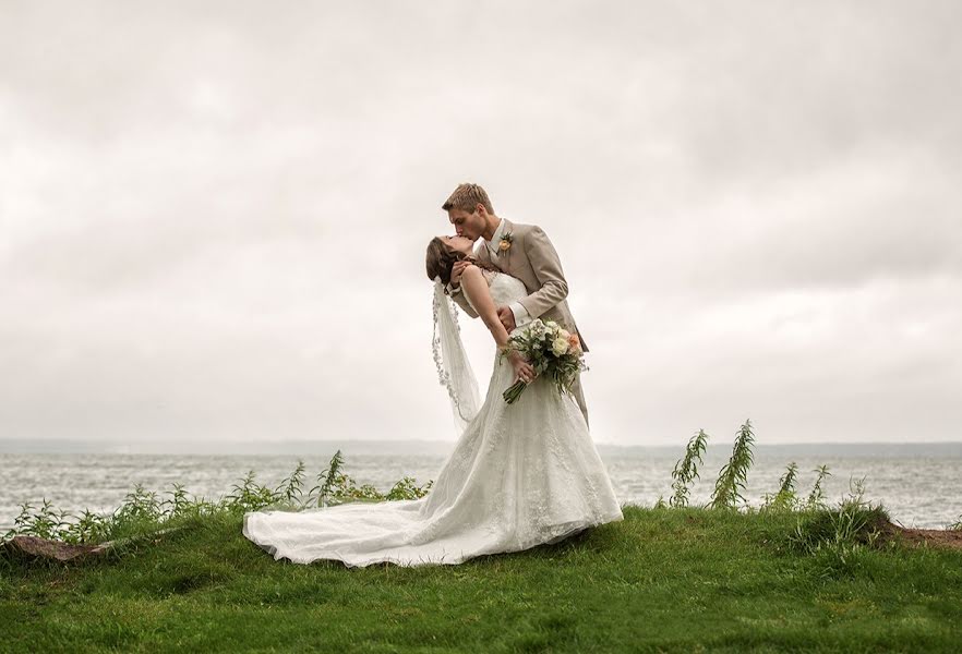 Wedding photographer John Latourelle (johnlatourelle). Photo of 8 September 2019