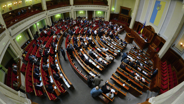 Because of the war and the Russian occupation of Ukrainian territory, the Ukrainian Parliament now only seats 423 out of 450 total deputies Photo: ridna.ua ~