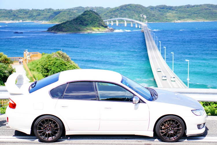レガシィB4のスバル・レガシィB4・山口観光・角島大橋に関するカスタム事例の投稿画像1枚目