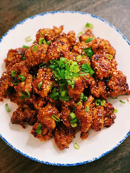 Hot Garlic Chicken (8 Pcs)