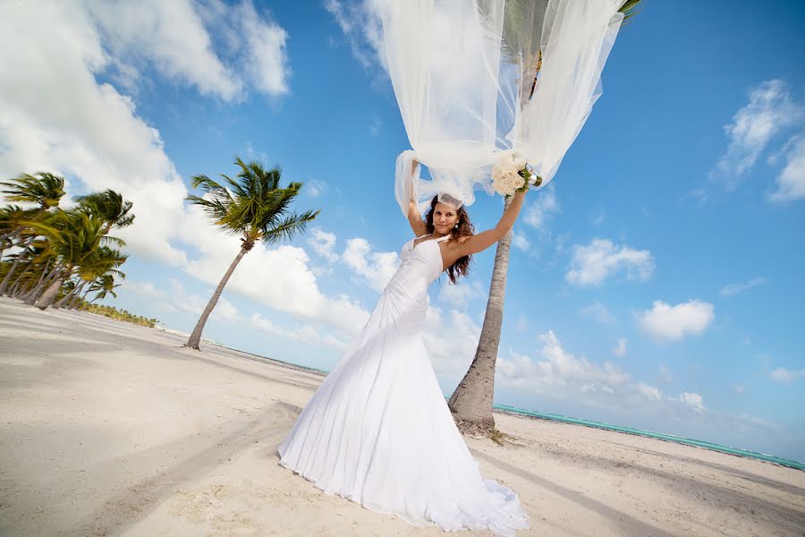 Fotógrafo de bodas Elena Efimova (beznika). Foto del 31 de enero 2013