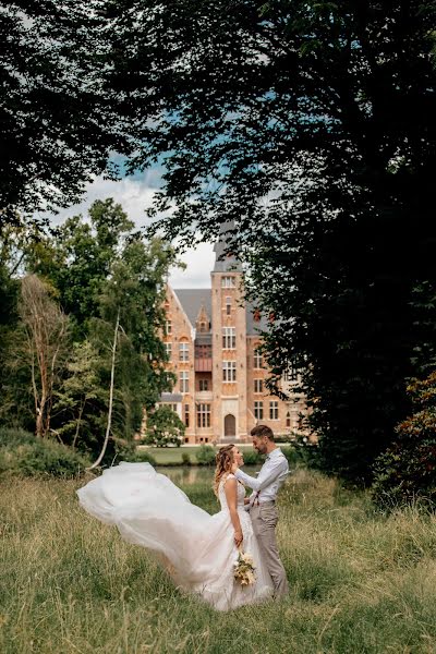 Fotógrafo de casamento Dimitri Meyns (huwelijkopfoto). Foto de 5 de fevereiro 2023