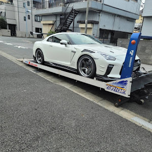 NISSAN GT-R R35