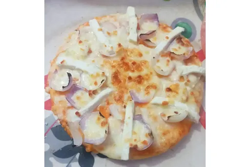 Paneer Onion Peri Peri Pizza