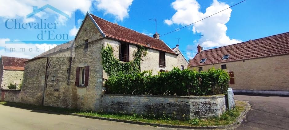 Vente maison 4 pièces 120 m² à Pacy-sur-Armançon (89160), 56 000 €