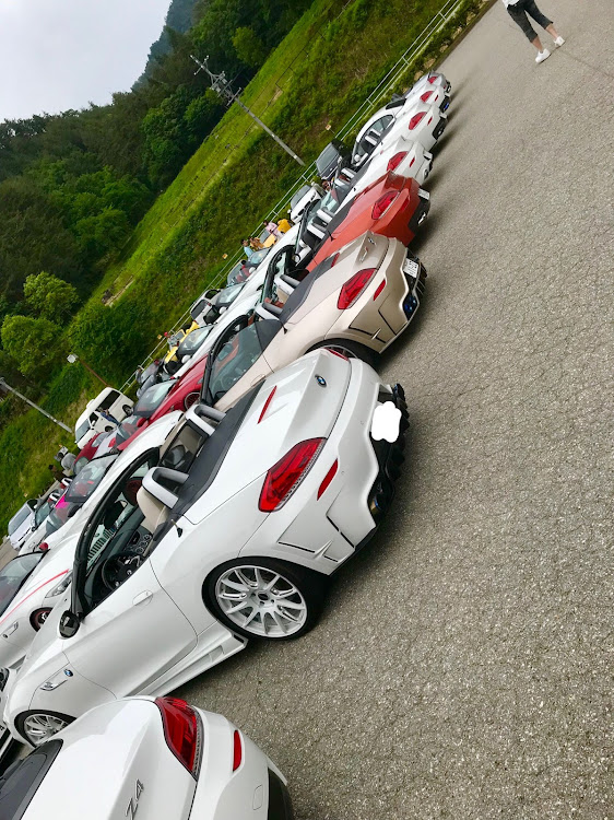 BMW Z4 35isのMETALLICAさんが投稿したカスタム事例の投稿画像5枚目