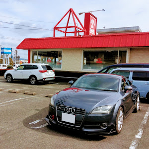 TT クーペ