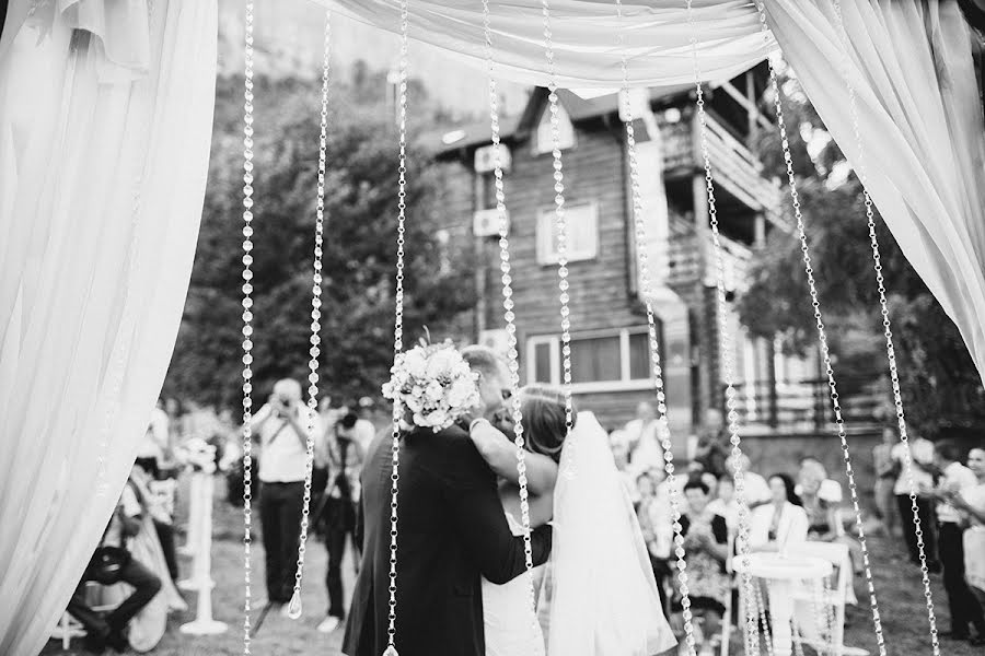 Fotógrafo de casamento Sergey Tereschenko (tereshenko). Foto de 23 de dezembro 2014