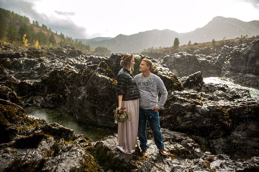 Fotografo di matrimoni Lyudmila Kuznecova (lusi). Foto del 24 settembre 2018