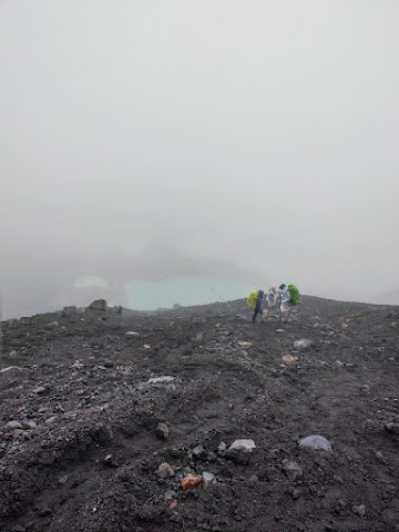 Tongariro Alpine Crossing Red Crater to Emerald Lakes