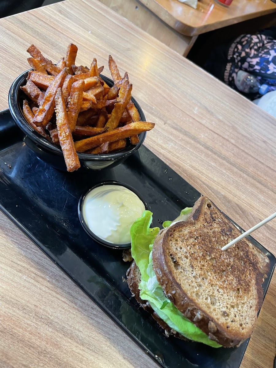 Gluten-Free at OMG! Burger