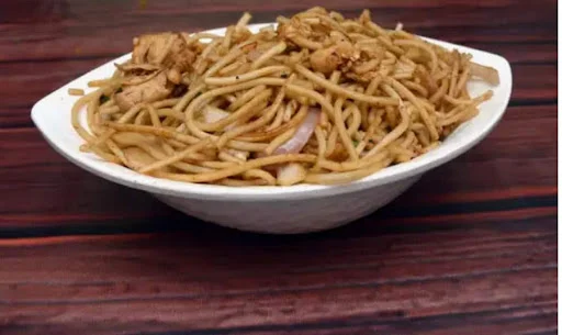 Chicken Hakka Noodles