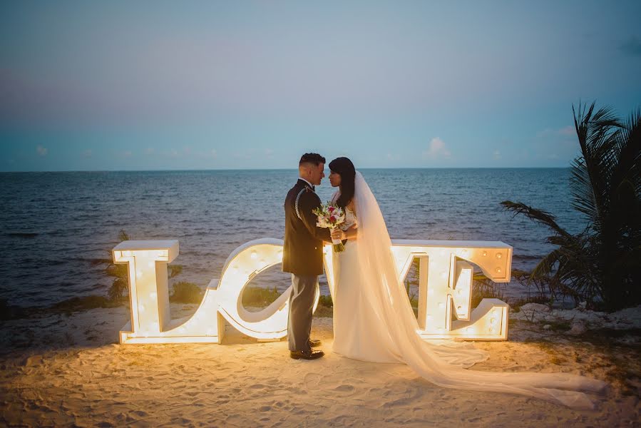 Fotógrafo de casamento Dan Cordero (dancordero). Foto de 20 de junho 2019