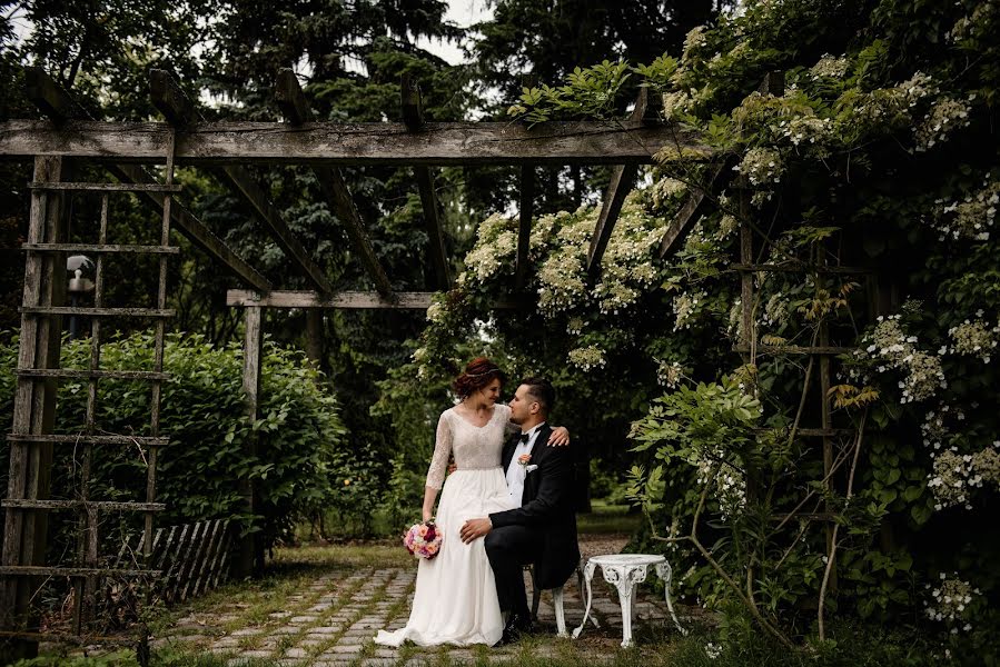 Fotógrafo de casamento Damian Dombrowski (damiandombrowsk). Foto de 21 de junho 2017