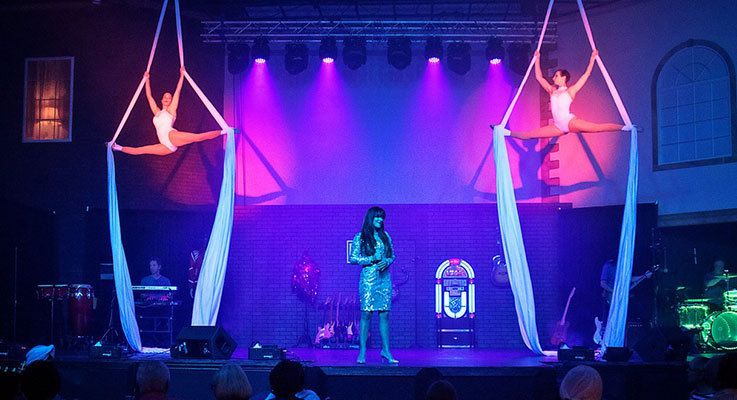 Aerialists at the Rock Dinner Show