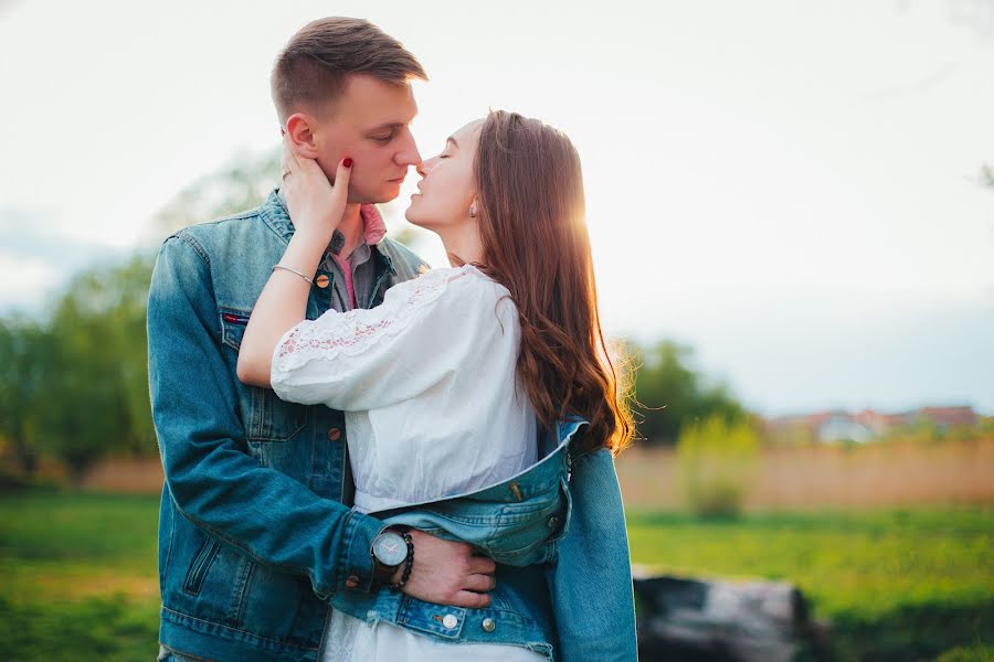 Photographe de mariage Ronichka Necheporuk (nikiphoto). Photo du 5 mai 2019