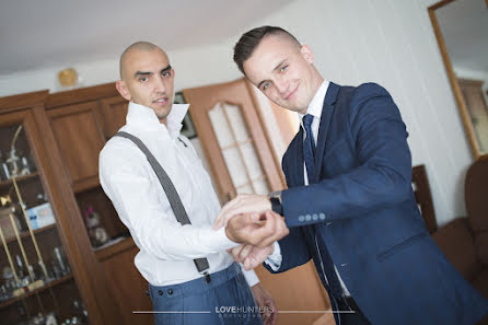 Fotógrafo de bodas Maciej Niechwiadowicz (lovehunters). Foto del 3 de octubre 2017