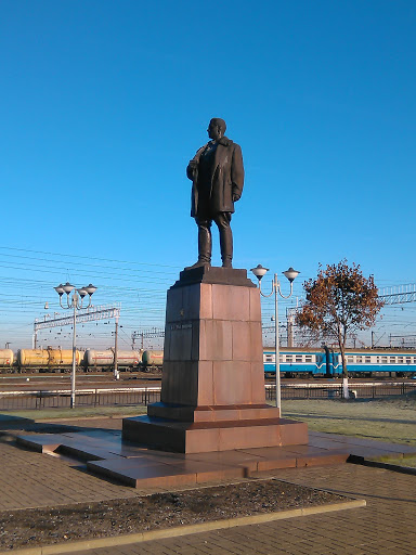 Zaslonov Monument