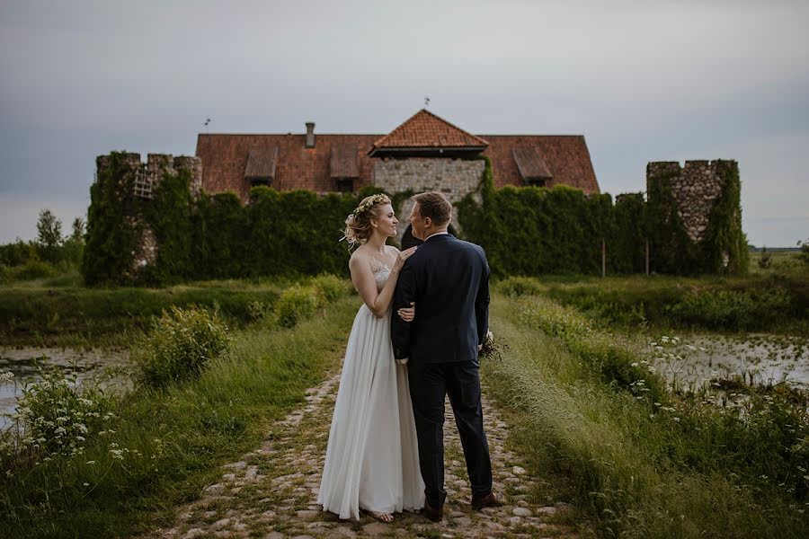 Fotografo di matrimoni Karolina Krupa (karolinakrupa). Foto del 23 luglio 2018