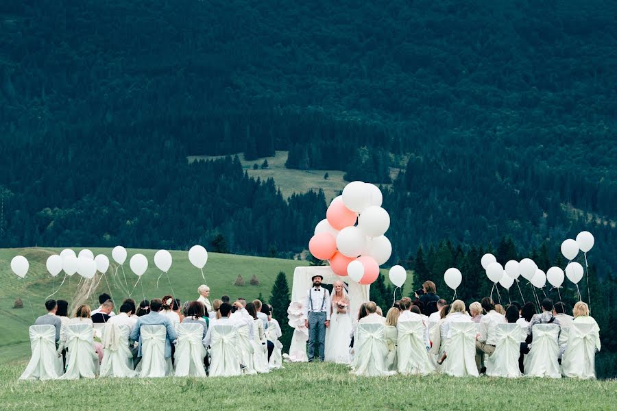 Wedding photographer Viktoriya Litvinov (torili). Photo of 22 December 2015