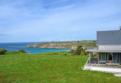 Maison avec piscine en bord de mer 1