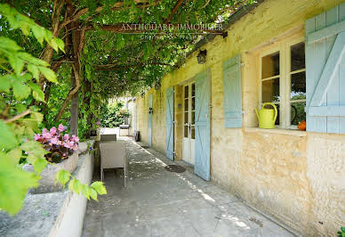 Maison avec piscine et jardin 6