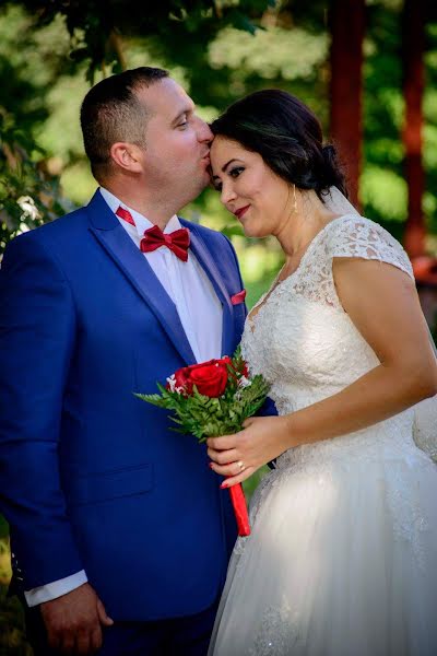 Wedding photographer Mihai Gavrila (fotoartonesti). Photo of 24 February 2019