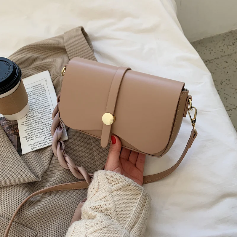 Bolsa Mensageiro de Moda Trendy Ins para Ombro, Perfeita para o Dia a Dia com Design Moderno e Confortável, Ideal para Estilo Urbano e Casual.