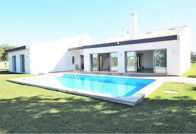 House with pool 1