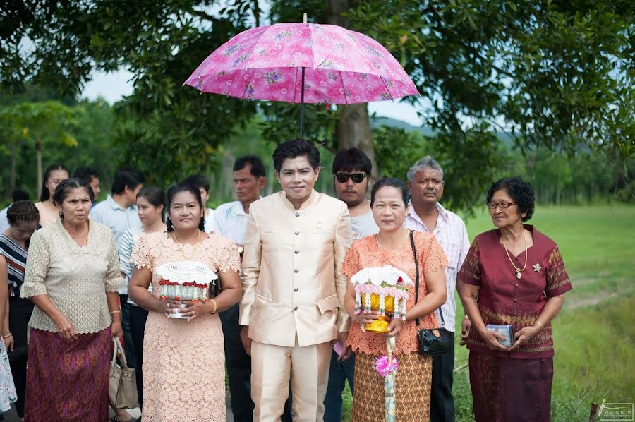 Fotografo di matrimoni Chachchom Ruangchay (chachchomrphoto). Foto del 8 settembre 2020