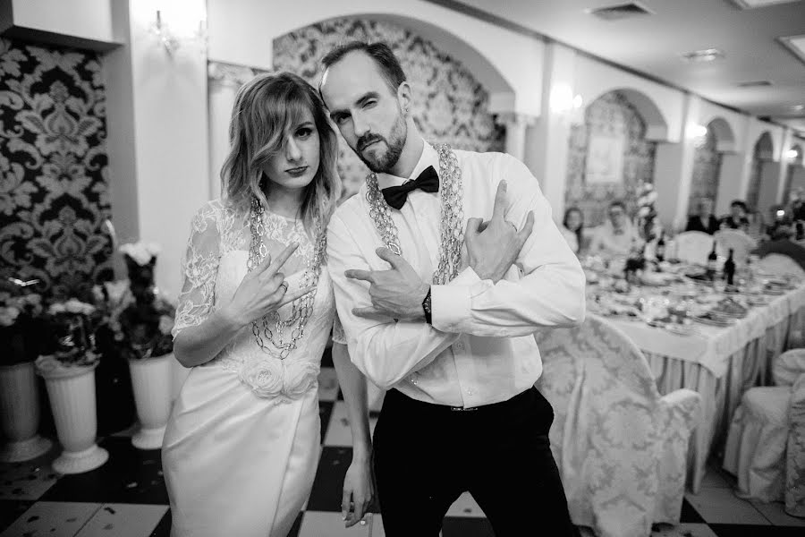 Fotografo di matrimoni Denis Polulyakh (poluliakh). Foto del 19 luglio 2016