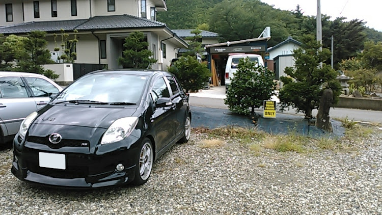 ヴィッツの社長さん宅にてに関するカスタム事例の投稿画像1枚目