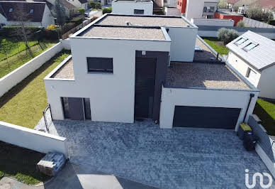 House with pool and terrace 1