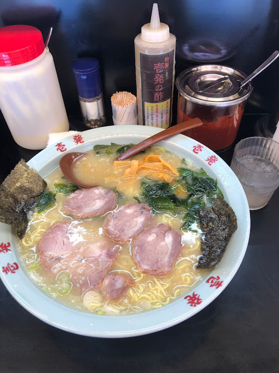 ランサーエボリューションのランサーエボリューション・ラーメン・壱発ラーメン相模原店・にんにく臭くてごめんなさいに関するカスタム事例の投稿画像1枚目