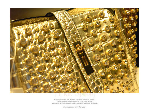 Title 8, Diamond-studded dumpling bag shoulder messenger...