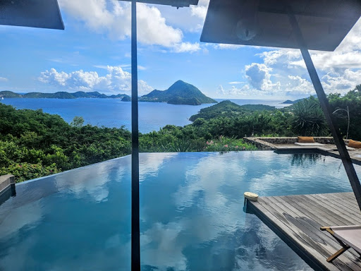 Property with pool 4