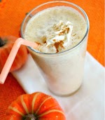 Pumpkin Pie Shake was pinched from <a href="http://www.you-made-that.com/pumpkin-pie-shake/" target="_blank">www.you-made-that.com.</a>